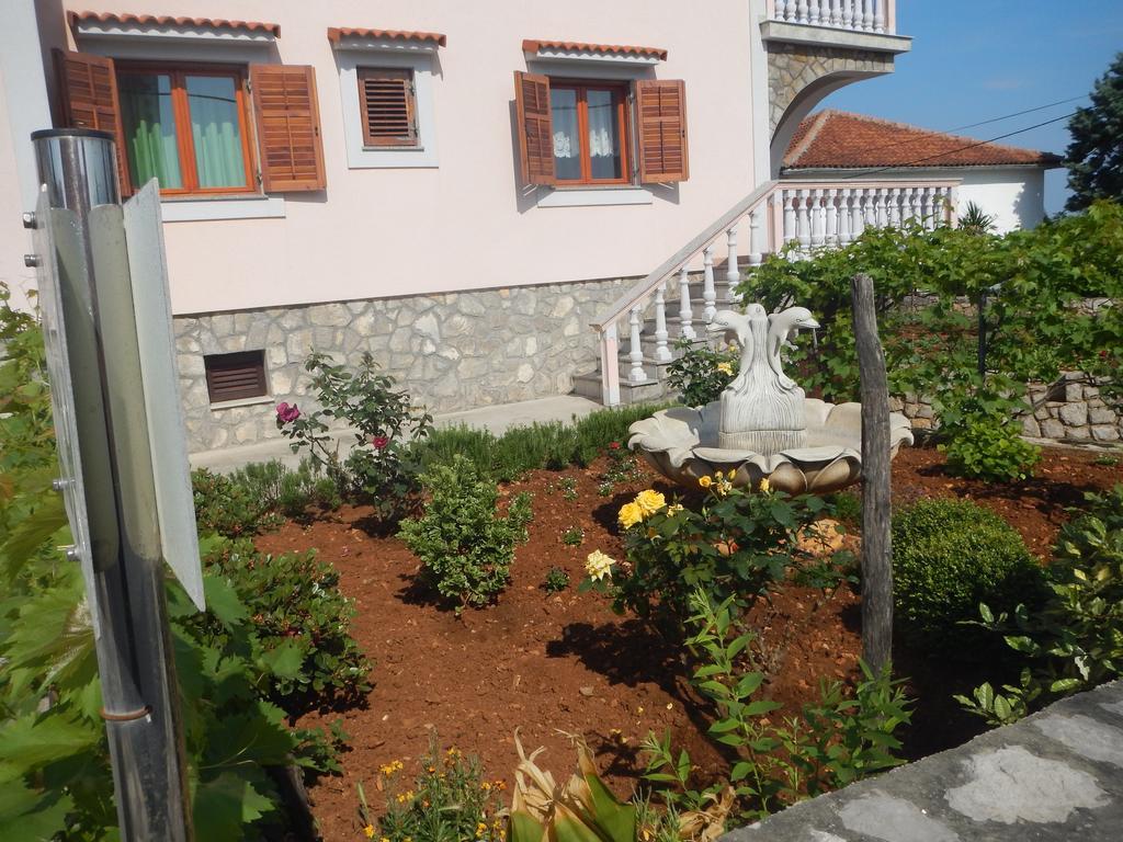 Apartments Petrovic سيلو الغرفة الصورة